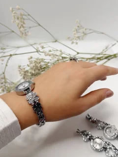 ساعت زنانه از برند الینیا